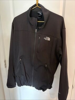 The North Face Men's Black Performance Full-Zip Jacket